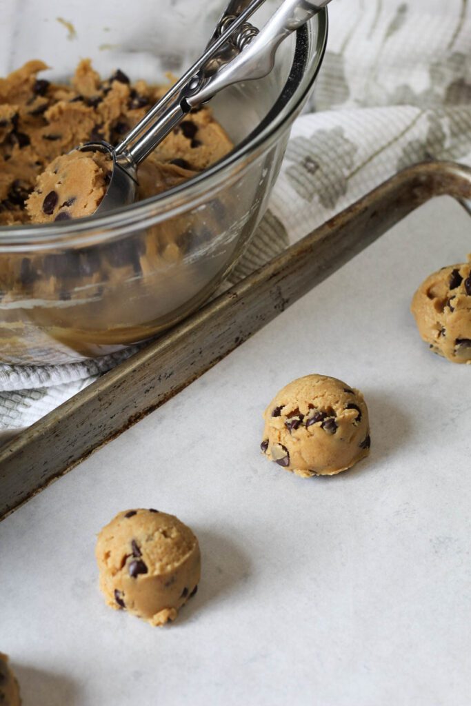 chocolate chip cookies