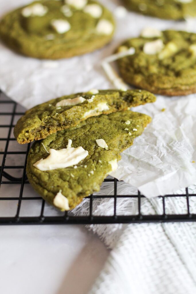 matcha white chocolate cookies